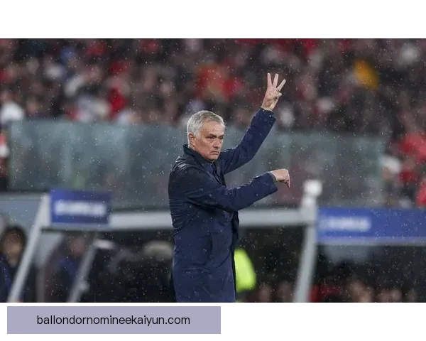 穆里尼奥球队凝聚力持续提升，状态逐渐回暖为赛季注入新活力